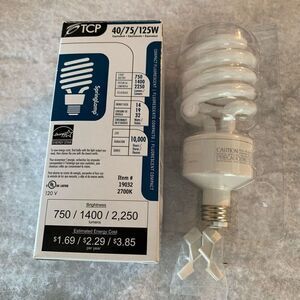 TCP Spring Lamp 10032 40/75/125W Compact Fluorescent Lightbulb *New*